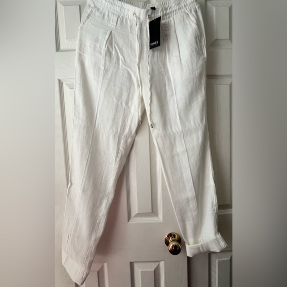 Linen and Cotton White Pants - Picture 2 of 16